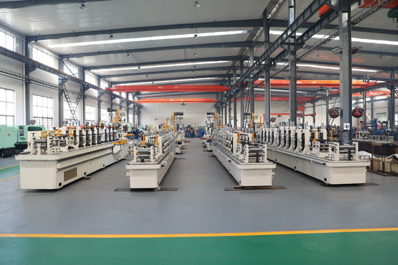 गैस परिवहन स्क्वायर पाइप के लिए स्टील प्रोफाइल ट्यूब मिल मशीन