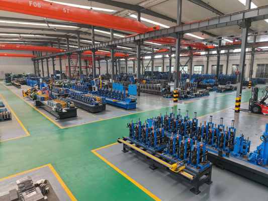 उच्च गति ट्यूब एपीआई पाइप उत्पादन उच्च परिशुद्धता के लिए मशीन बनाने